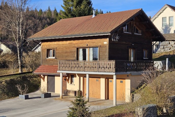 Location–Vacances-Appartement-Maison-Les Rousses-Station des Rousses-Jura