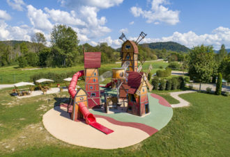 Camping La Pergola – Capfun