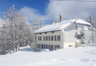 Appartement dans maison des propriétaires – P812TRO00