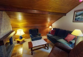 Appartement dans maison des propriétaires – R224REN60