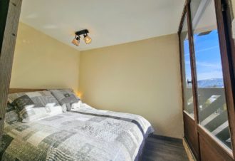 Le Risoux – Studio en résidence – R432BLA00