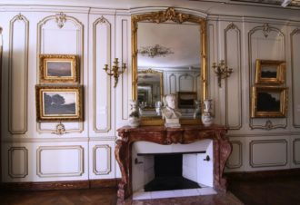 Musée d’Art Hôtel Sarret de Grozon