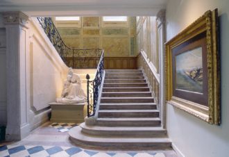 Musée d’Art Hôtel Sarret de Grozon