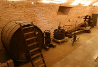 Musée de la Vigne et du Vin du Jura