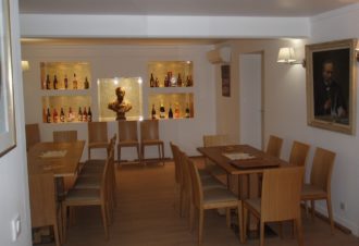 Henri Maire, Les Deux Tonneaux