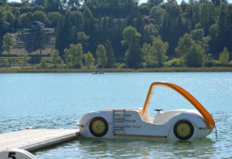 Clairvaux pedal boat