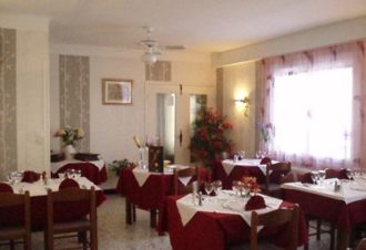 Hôtel restaurant – les marronniers