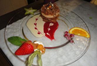 Restaurant – le chapeau rouge