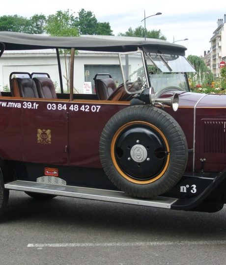 Musée de véhicules anciens