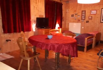 Gîte d’étape et yourte de la Pelaisse