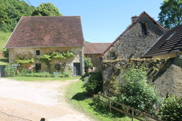 CAMPING – LA MAISON DU HAUT_6