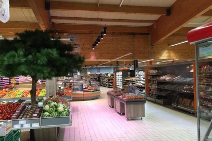 Super U Saint-Laurent : rayon fruits et légumes