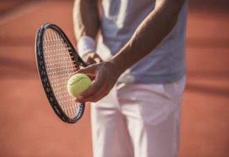 Terrain de tennis à Saint-Laurent