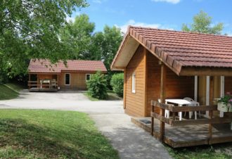 Chalets du camping du Champ de Mars