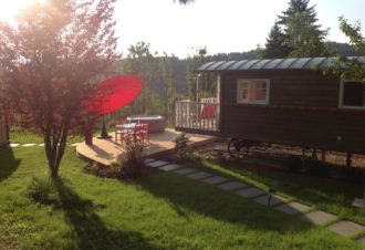 La roulotte arc-en-ciel