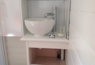 La roulotte arc-en-ciel