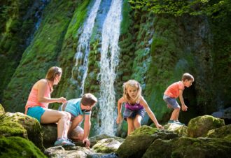 La cascade du Bief de la Chaille et le pont Perroud