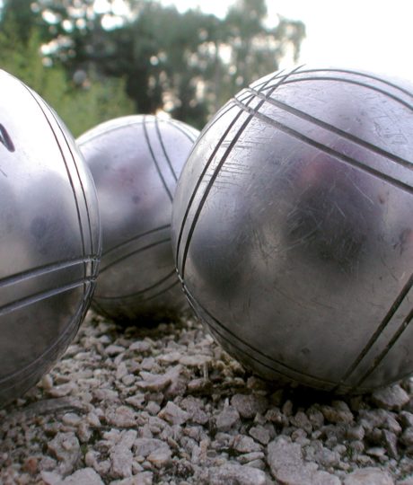 Terrains multisports et boulodromes