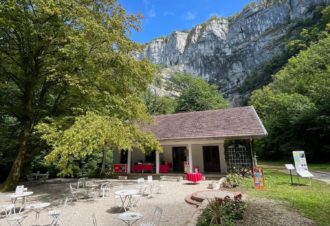 La Terrasse des Grottes