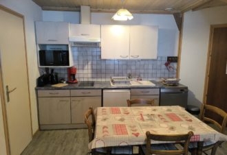Appartement en maison mitoyenne – R522BAI00