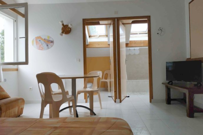 4-salon
