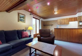 Appartement dans maison des propriétaires – R224REN60