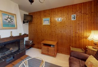 Appartement dans maison des propriétaires – R204REN88