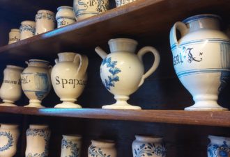 Apothicairerie de l&rsquo;hôpital d&rsquo;Arbois