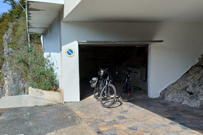 Abri vélo ou moto sécurisé