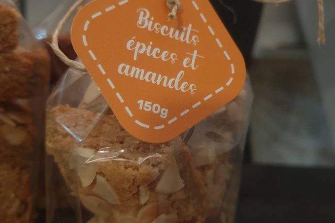 Biscuits épices et amandes