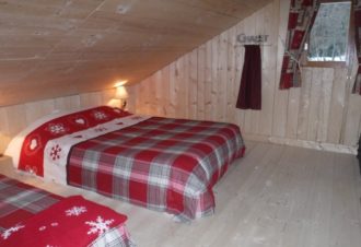 SCI Les Combes – Gîte le Chamois avec Balnéo