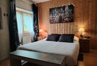 SCI Les Combes – Gîte le Chamois avec Balnéo