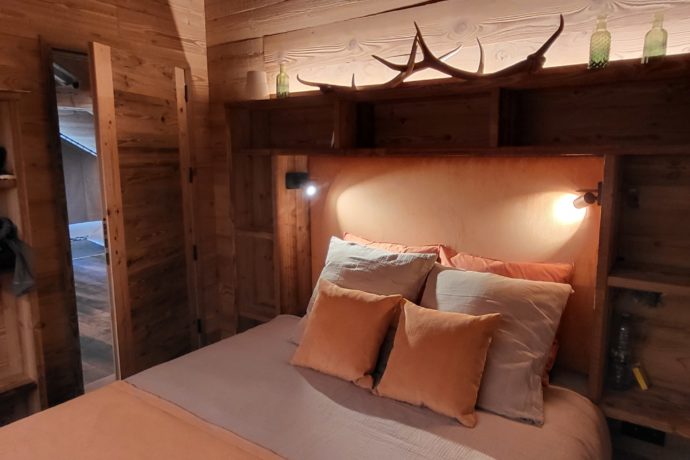 Chambre Orange Lit 160×200 et Cabane 90×200