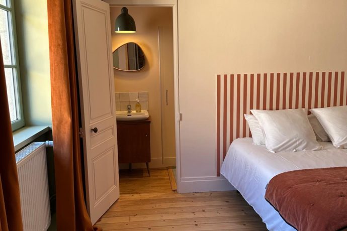 Chambre pêche, sur cour intérieure