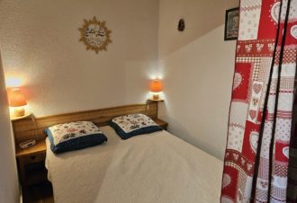 Les Tavaillons – Studio en résidence – R412LEJ00