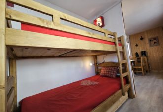 Les Tavaillons – Studio en résidence – R313PIE00