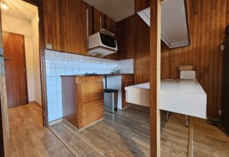 Le Lacuzon – Studio en résidence – R451HEB00