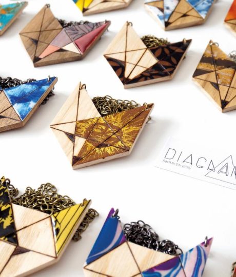 Dané Laurie – DIAGRAM Bijoux en Bois