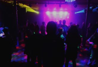 La fraternelle : DJ set déguisé