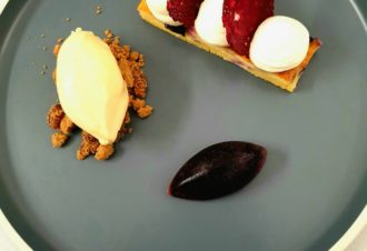 La Cerise sur le Château