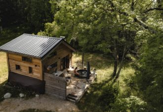 Les Étoiles de Bevy  – Chalet mobile Licorne