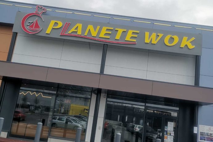 Facade Planete wok2