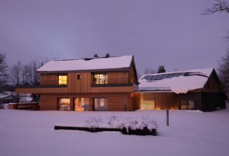 Maison atHOme – Gîte luxe avec piscine intérieure