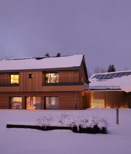 Maison atHOme – Gîte luxe avec piscine intérieure