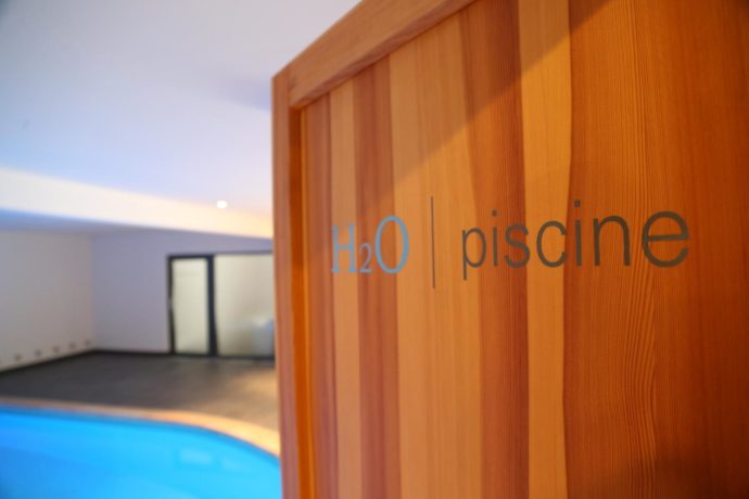 Maison atHOme – Gîte luxe avec piscine intérieure