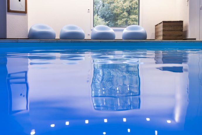 Maison atHOme – Gîte luxe avec piscine intérieure