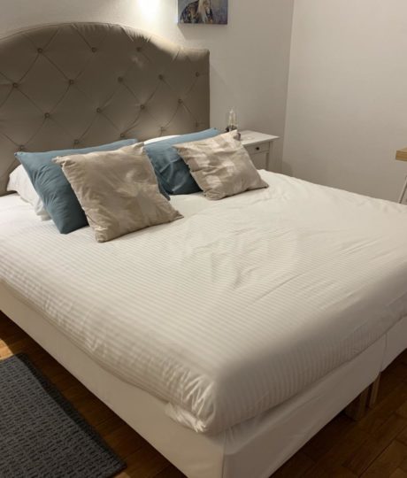 En « Chantemerle »