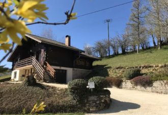 Au Doubs Chalet du Jura