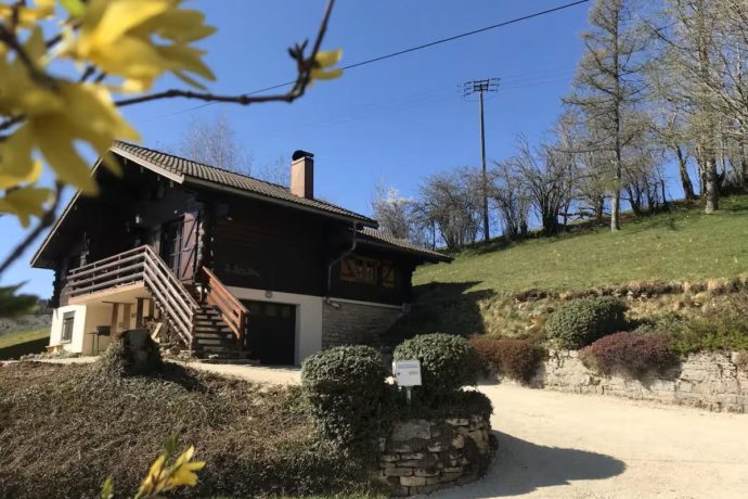 Au Doubs Chalet du Jura