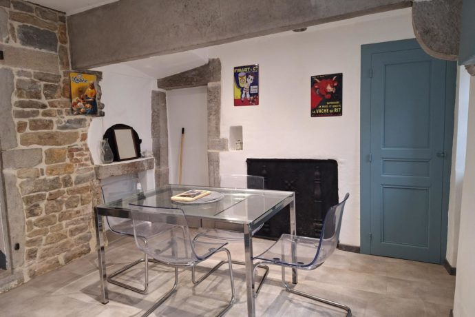Chez la Demoiselle